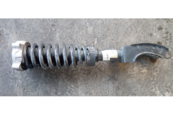 Recambio de amortiguador delantero izquierdo para volkswagen touareg (7la) tdi r5 referencia OEM IAM 7L6413031L  