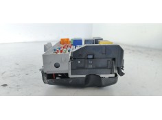 Recambio de caja reles / fusibles para opel zafira a 2.0 dti referencia OEM IAM 24412497  
