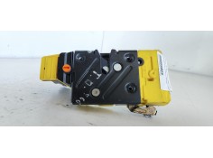 Recambio de cerradura puerta trasera derecha para volvo s60 berlina 2.4 diesel cat referencia OEM IAM   