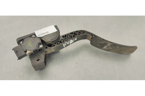 Recambio de pedal acelerador para ssangyong kyron 2.0 d referencia OEM IAM 2055009000  