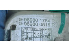 Recambio de luz interior para renault captur 1.2 i turbo 118 referencia OEM IAM 969801754R  