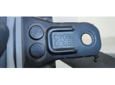Recambio de cinturon seguridad trasero central para lexus is200 (ds2/is2) 220d referencia OEM IAM C7092G0659  