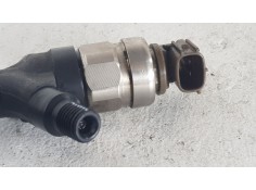 Recambio de inyector para toyota avensis berlina (t25) referencia OEM IAM 236700G040  