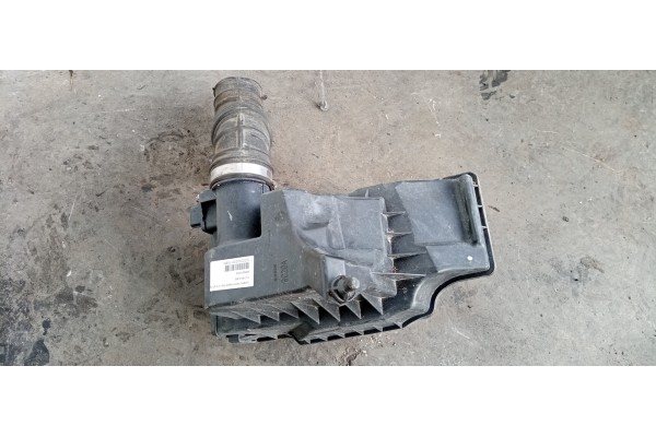 Recambio de filtro aire para nissan pathfinder (r51) 2.5 dci diesel cat referencia OEM IAM 226807S000  