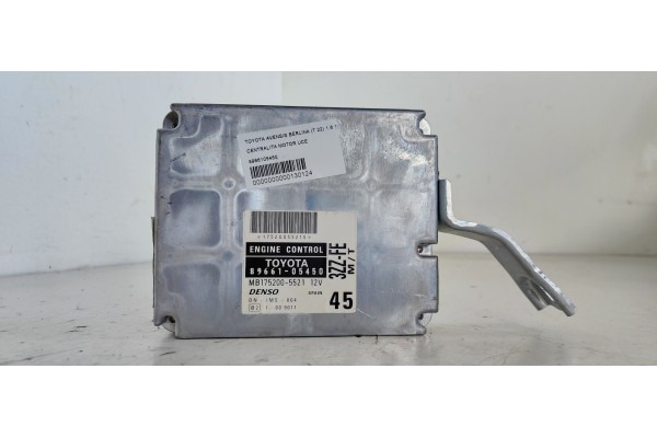 Recambio de centralita motor uce para toyota avensis berlina (t 22) 1.6 luna (5-ptas.) referencia OEM IAM 8966105450  