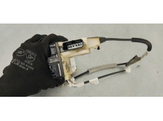 Recambio de cerradura puerta trasera izquierda para peugeot 208 1.6 hdi 100 fap referencia OEM IAM 9812501280  