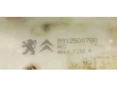 Recambio de cerradura puerta delantera derecha para peugeot 208 1.6 hdi 100 fap referencia OEM IAM 9812500780  