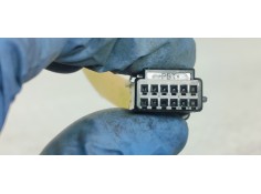 Recambio de retrovisor izquierdo para renault captur 1.2 i turbo 118 referencia OEM IAM   