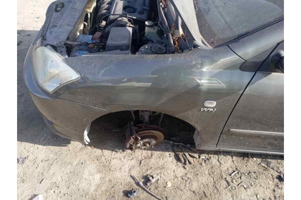 Recambio de aleta delantera izquierda para toyota corolla (e12) 1.4 i 95 referencia OEM IAM   