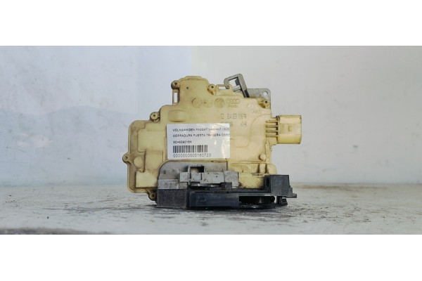 Recambio de cerradura puerta trasera derecha para volkswagen passat variant (3c5) advance plus referencia OEM IAM 3C4839016A  