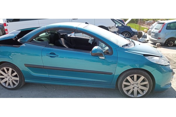 Recambio de puerta delantera derecha para peugeot 207 cc sport referencia OEM IAM   