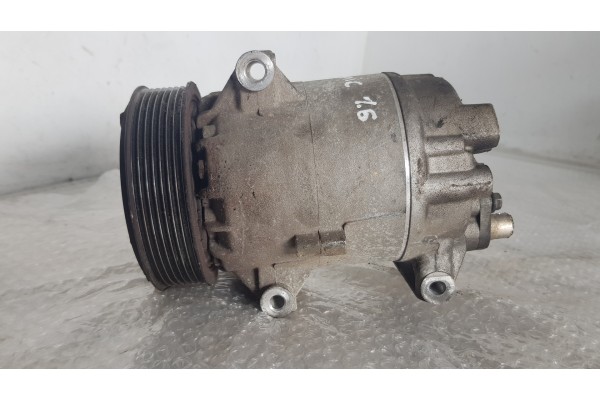 Recambio de compresor aire acondicionado para renault scenic ii emotion referencia OEM IAM 8200457418  