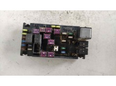 CAJA RELES / FUSIBLES 82241SG050 