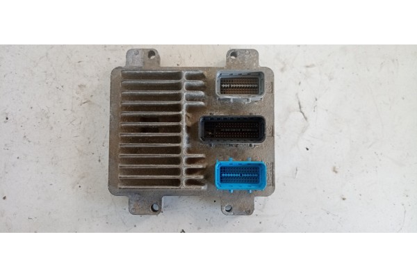 Recambio de centralita motor uce para pontiac torrent m1 referencia OEM IAM 12605582 12600928 