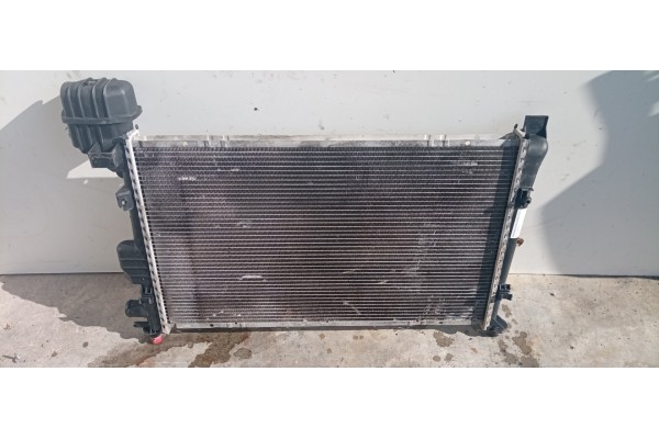 Recambio de radiador agua para mercedes-benz clase a (w168) 170 cdi (168.009) referencia OEM IAM A1685001302  