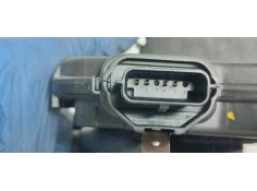 Recambio de cerradura puerta trasera izquierda para renault captur 1.2 i turbo 118 referencia OEM IAM 805034742R  