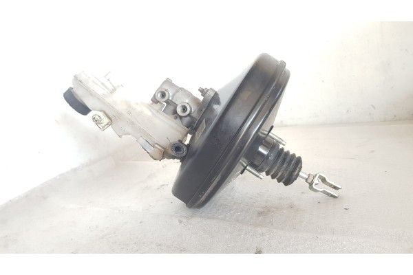 Recambio de servofreno para toyota avensis (t27) 2.2d-cat 150 fap referencia OEM IAM 4720005241  