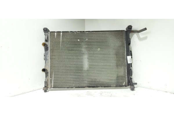 Recambio de radiador agua para renault megane ii classic berlina confort expression referencia OEM IAM 8200115542A  