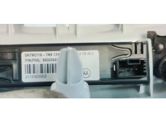Recambio de luz interior para peugeot 208 (p2) 1.2i turbo 100 fap referencia OEM IAM 9827658880  