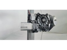 Recambio de elevalunas trasero derecho para renault captur 1.2 i turbo 118 referencia OEM IAM 827009380R  