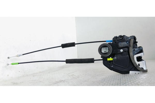 Recambio de cerradura puerta trasera izquierda para toyota corolla (e21) zwe219l-dhxnbw(6h) referencia OEM IAM   