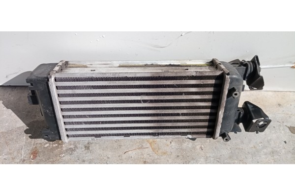 Recambio de intercooler para fiat 500 cabrio (150) 0.9 cat referencia OEM IAM 878353000  