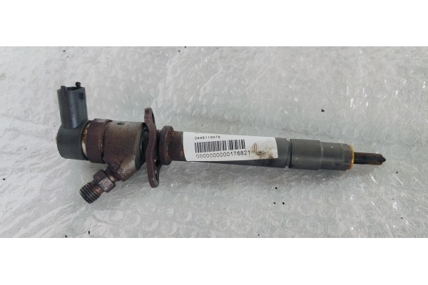 Recambio de inyector para volvo s60 berlina 2.4 d referencia OEM IAM 0445110078  