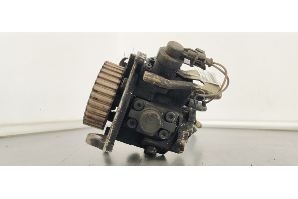 Recambio de bomba inyeccion para citroen c4 berlina lx referencia OEM IAM 0445010102  