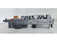 Recambio de caja reles / fusibles para opel insignia berlina edition referencia OEM IAM 13255300  