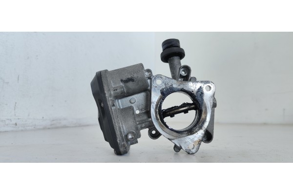 Recambio de caja mariposa para opel insignia berlina edition referencia OEM IAM 55564164  