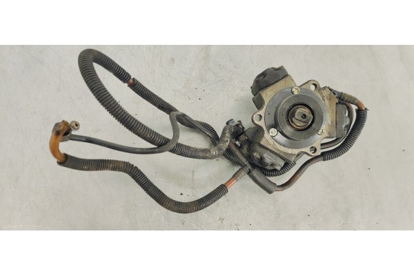 Recambio de bomba inyeccion para mercedes-benz clase c (w203) berlina 220 cdi (203.006) referencia OEM IAM 0445010008  
