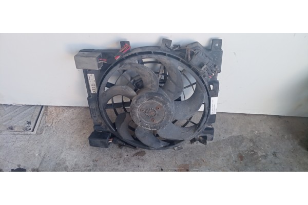 Recambio de electroventilador para opel zafira b 1.9 cdti referencia OEM IAM 0130303960  