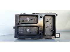Recambio de caja reles / fusibles para opel astra h berlina 1.7 16v cdti referencia OEM IAM 743381  