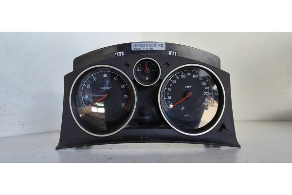Recambio de cuadro instrumentos para opel astra h berlina 1.6 16v referencia OEM IAM 13267542  