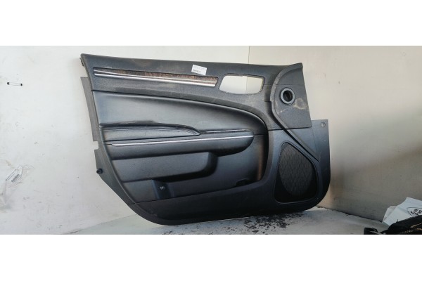 Recambio de guarnecido puerta delantera izquierda para lancia thema 3.0jtd 240 fap referencia OEM IAM   