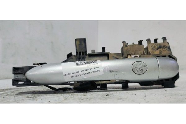 Recambio de maneta exterior trasera izquierda para renault scenic ii 1.5dci 105 referencia OEM IAM 8200076074  