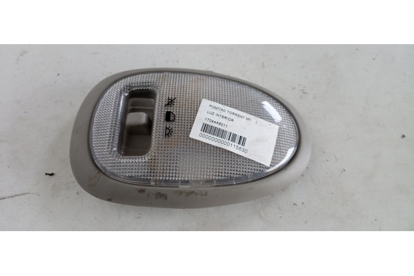 Recambio de luz interior para pontiac torrent m1 referencia OEM IAM 17044A6011  