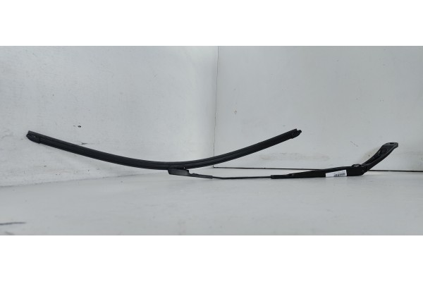 Recambio de brazo limpia delantero derecho para citroen c4 lim. collection referencia OEM IAM 9687494480  