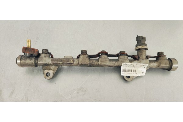 Recambio de rampa inyectora para renault scenic ii emotion referencia OEM IAM 0445214113  