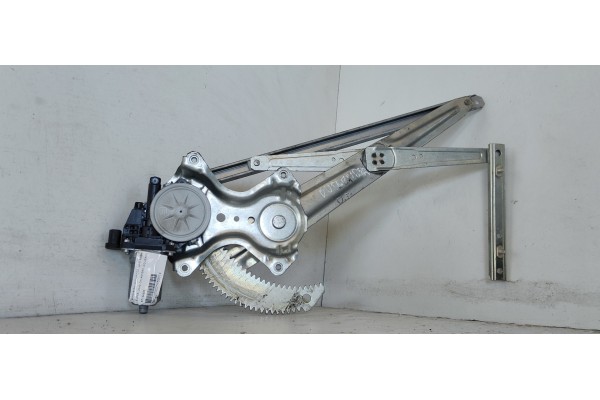 Recambio de elevalunas delantero izquierdo para mitsubishi outlander (gf0) kaiteki 4wd referencia OEM IAM 5713A385  