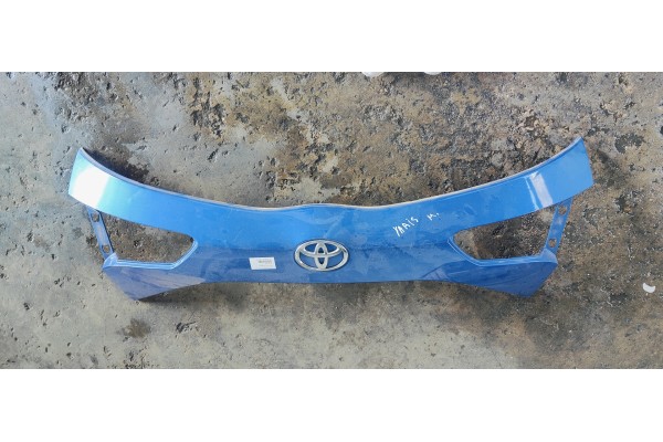 Recambio de molduras traseras para toyota yaris 1.5 i 112 referencia OEM IAM 768110DA30  