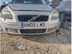 Recambio de paragolpes delantero para volvo s40 berlina 2.4i momentum referencia OEM IAM   