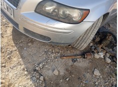 Recambio de paragolpes delantero para volvo s40 berlina 2.4i momentum referencia OEM IAM   