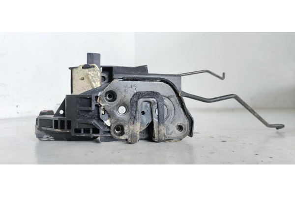 Recambio de cerradura puerta delantera izquierda para hyundai elantra (xd) 1.6 comfort (5-ptas.) referencia OEM IAM   