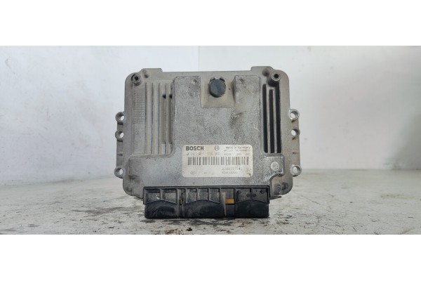 Recambio de centralita motor uce para renault scenic ii emotion referencia OEM IAM 8200391966  