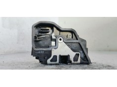 CERRADURA PUERTA TRASERA DERECHA 7154630 