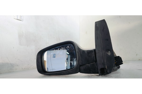 Recambio de retrovisor izquierdo para renault scenic ii 1.5dci 105 referencia OEM IAM 12354060  