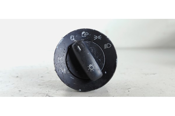 Recambio de mando luces para skoda fabia familiar (6y5) comfort line referencia OEM IAM 1K0941431A  