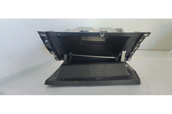 Recambio de guantera para renault clio v 1.5 d turbo 100 fap referencia OEM IAM 681081071R  