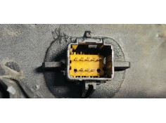 Recambio de retrovisor izquierdo para renault scenic ii 1.5dci 105 referencia OEM IAM 12354060  